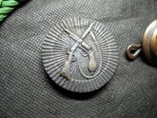 Комплект (знак Отличный стрелок-кавалерист, кокарда, свисток).