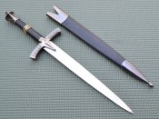 Кинжал North