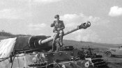 232-05.jpg