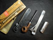 Вещи из ранца солдата Вермахта (трубка, зажигалка, открывалка, гильотина для сигар).