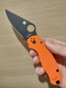 Spyderco para3 cts-xhp orange g-10