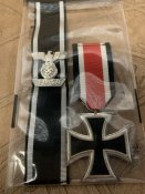железный крест ||кл. и знак повторного награждения одним лотом