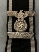 железный крест ||кл. и знак повторного награждения одним лотом