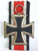 Железный крест 2 класса 1939 года, клеймо 113.