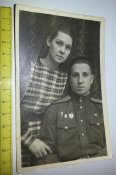 гвардеец парашутист с девушкой