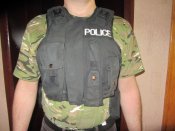 Кевларовый бронежилет полиции Британии. (2.2)