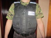 Кевларовый бронежилет полиции Британии. (2.3)
