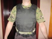Кевларовый бронежилет полиции Британии. (2.5)