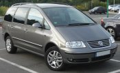 VW_Sharan_Pacific_(2004)_front.JPG