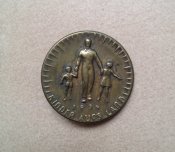 Скидка!!!-IIIРейх,Значок Дети образцовой страны,1934г.