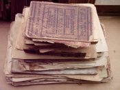 Різні старовинні книги та інше. Більше 10 кг.