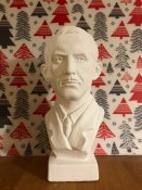 бюст Євген Коновалець