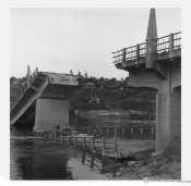 3_Veduta di un ponte distrutto in Russia nell'autunno 1941.jpg