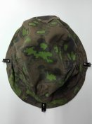 Каска М42/SS/68 размер. С маскировочной сеткой и камуфляжным чехлом в комплекте.