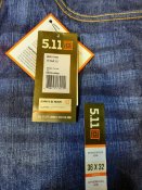 Джинси 5.11 Defender-Flex Slim Jean, розмір 36/32, колір Dark Wash Indigo. Оригінал. Новий товар.