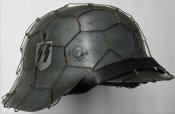 Каска М42/68/Waffen SS.