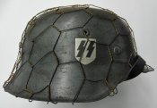 Каска М42/68/Waffen SS.
