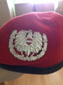 Краповый берет с кокардой. Австрия. 59 размер