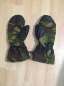 Военные зимние варежки армии Нидерладов. DPM