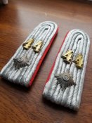 Пара погон обер-лейтенанта артиллерии в отличном состоянии. Цену снизил!