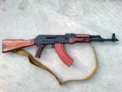 imz_akm_b5.jpg