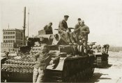 Panzer IV Einsatz Stalino Kaserne.jpg