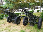 M116_75mm_Howitzers.jpg