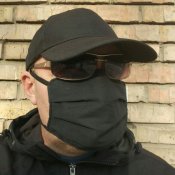 Маски черные многоразовые  защитные тканевые антивирусные .