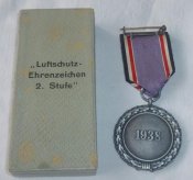 Luftschutz-Ehrenzeichen_01.jpg