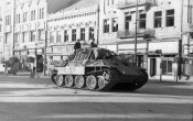 14,_RГјckzug_nach_Ungarn,_Panzer_V.jpg