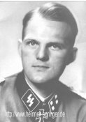adju_12647.jpg