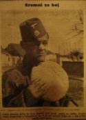 handschar soldier eat bread.jpg