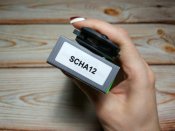 Складной нож от компании Taylor Brands LLC (Schrade). Модель SCHA12. Оригинал