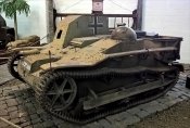 renault-ue-Chenillette-carrier-german-schlepper-630f-bastogne.jpg