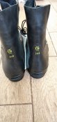 Ботинки для холодной погоды Black Mickey Mouse Boots (BATA Bunny Boots)44-44.5р.