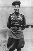 341467-main Азаров.jpg