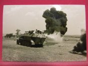Foto-Wehrmacht-im-Gel-nde-Soldaten-Fahrzeuge.jpg