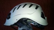 Каска Petzl Alveo vent для альпинизма, спасательных операций