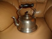 Сталінський  чайник  "Кольчугіно" 3 л,  тавро 1946-50 років