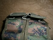 Новый тактический подсумок чехол  "UTG" под магазин (США)