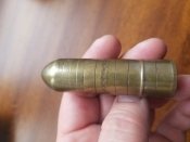 Бензиновая зажигалка на войну в виде снаряда
