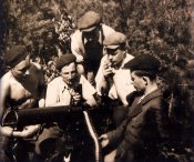 Вояки Української повстанської армії УПА...
