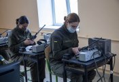 u_navchalnomu_centri_zavershylas_pidgotovka_radiotelefonistiv_7.jpg