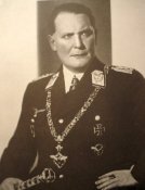 bookgrossdeutschlandbestyet03----Рейхсмаршал Герман Геринг.jpg