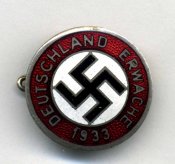Знак симпатий NSDAP «Deutschland Erwache» (23 мм.)