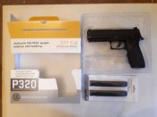 Пневматический пистолет блоубэк Sig Sauer P320 (плюс 2 запасных магазина)