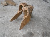 обломки сокир.