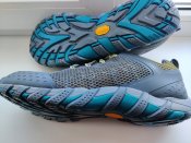 Треккинг кроссовки Merrell новые ,41 р(25,5см)