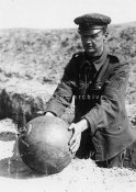 Zeppelin bombs_2.jpg