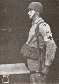 med_ww2_litters_375.jpg